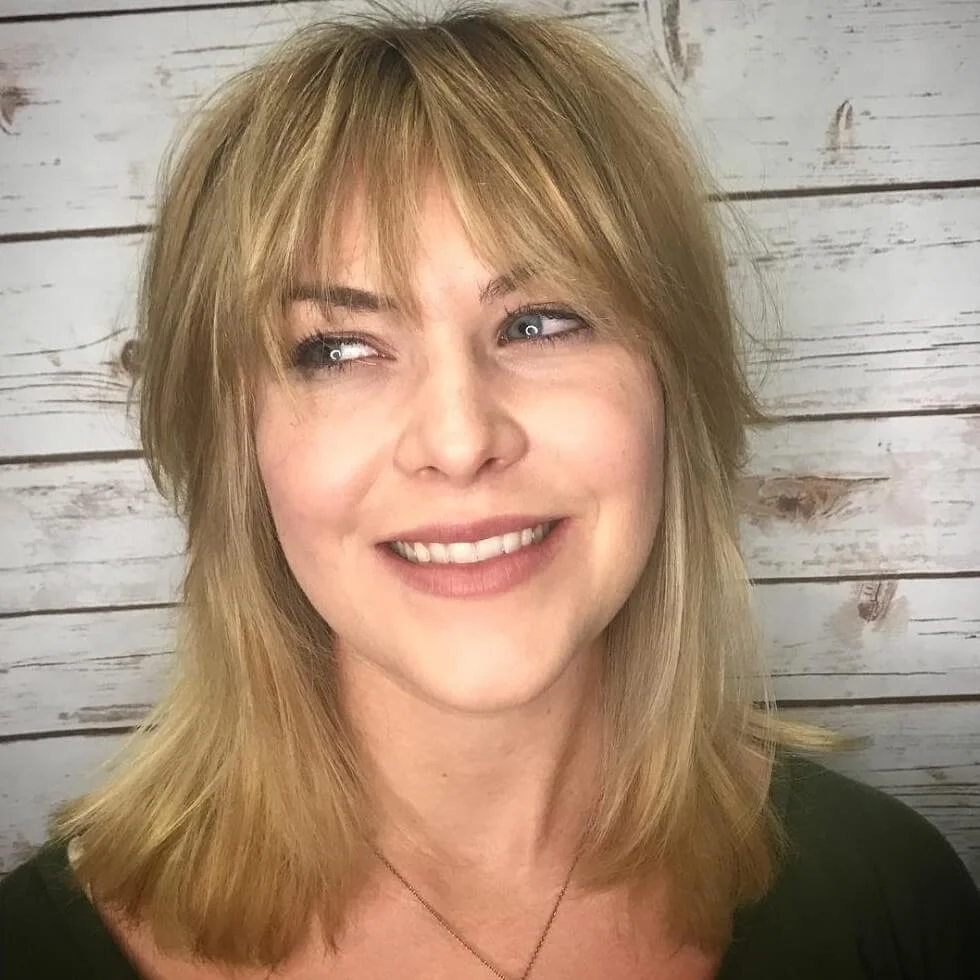 Medium Shaggy Hairstyles