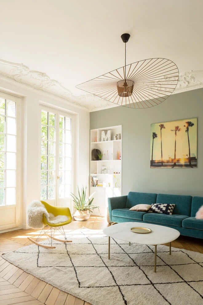 Sunny And Bright Living Room
