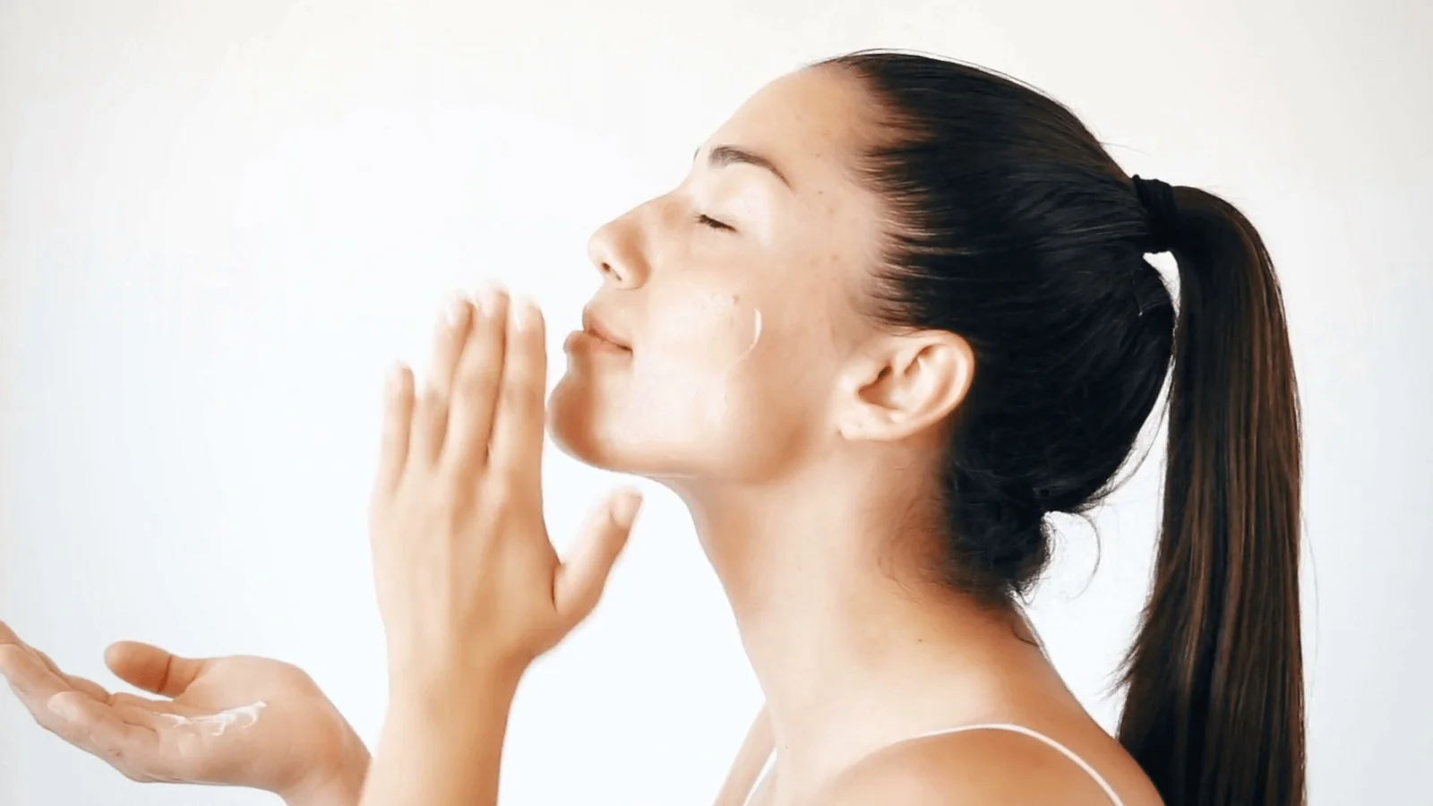 Apply a Barrier Cream with Cream