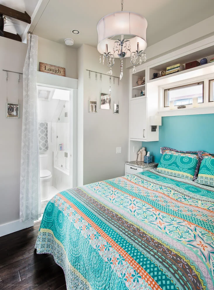 Bright Accents Cheerful Bedroom Design
