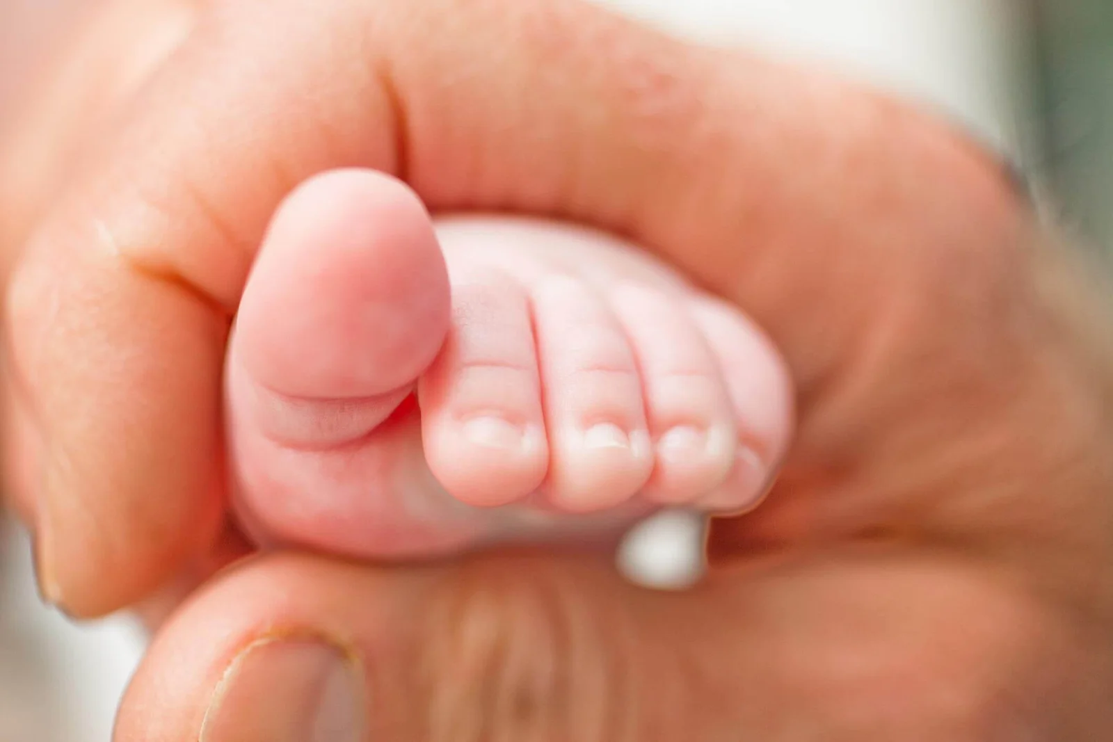 Tips to Take Care of Your Toddler’s Nails