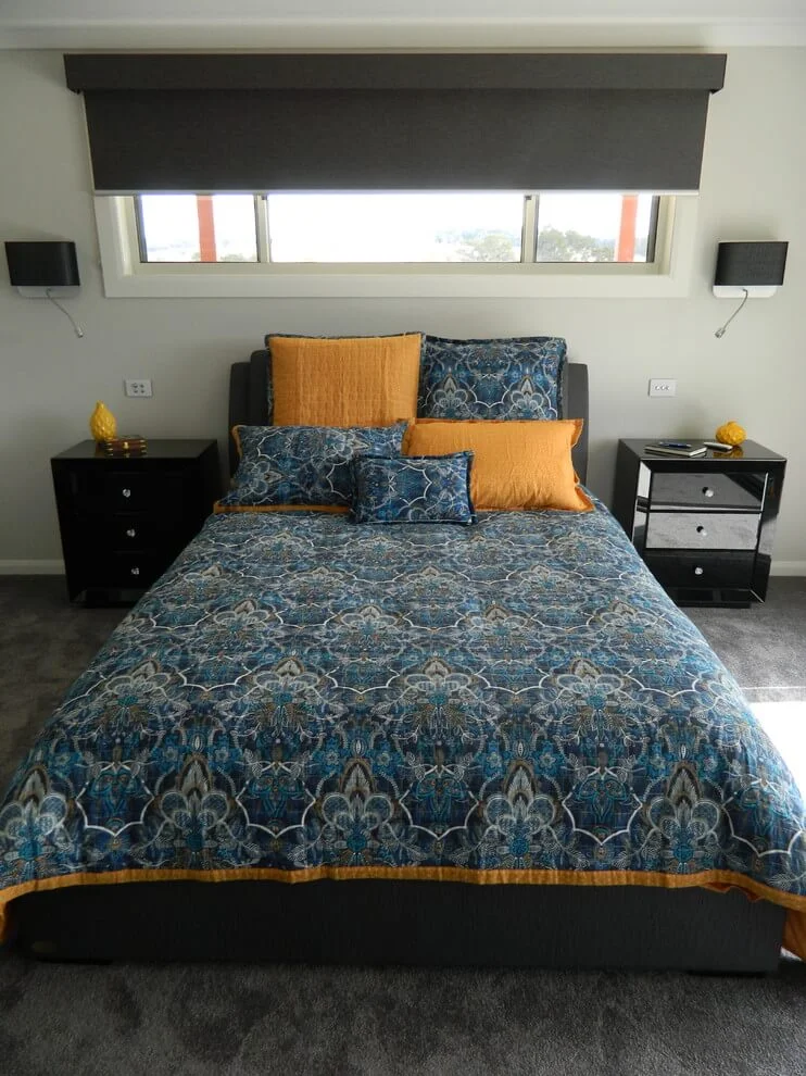 Colorful Accents In Neutral Bedroom