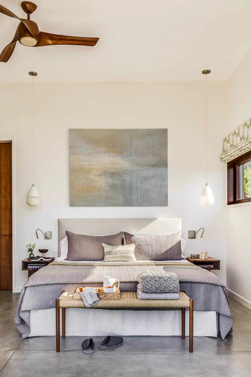 Calming Colors In Zen Bedroom Design
