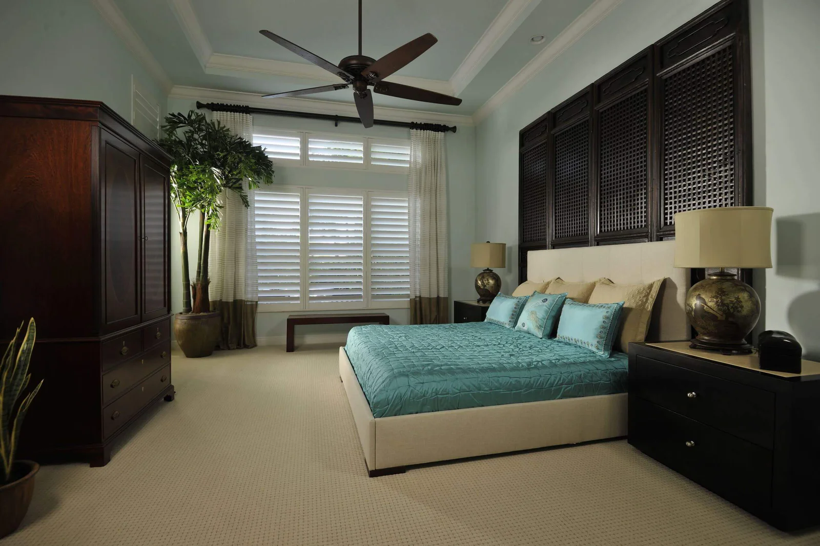 Simple Bedroom Decor With Relaxing Vibes