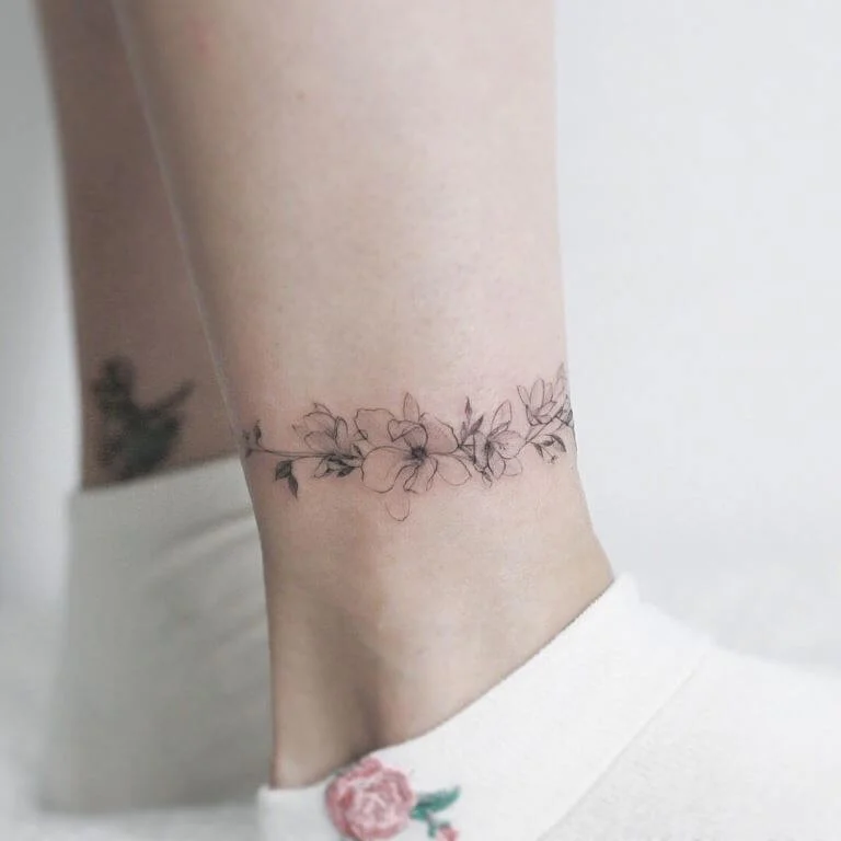 Delicate Linework Floral Leg Band