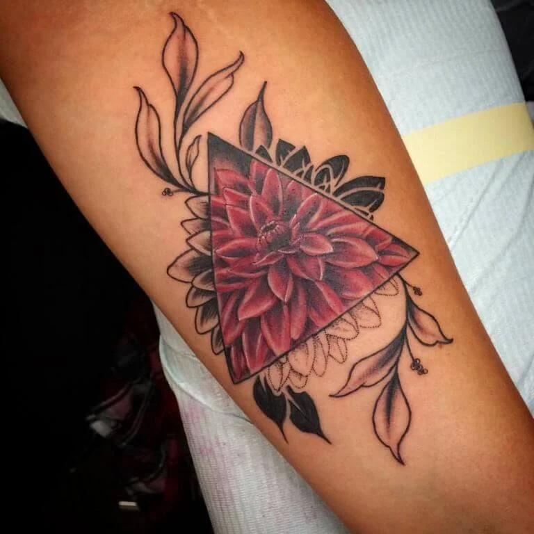 Geometrical Flower Ink Design