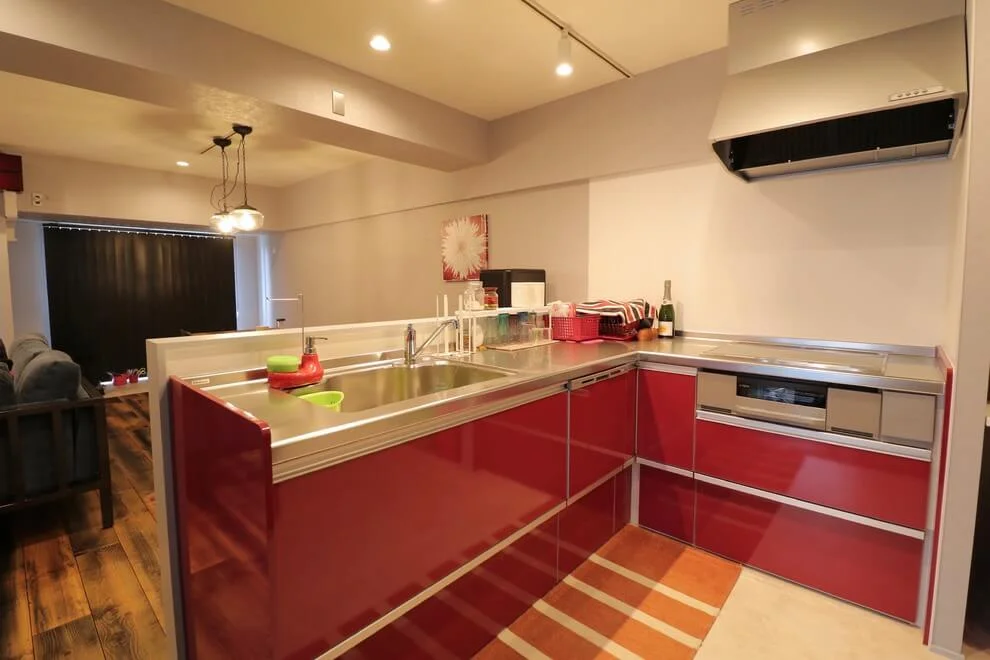 Tiny Red Open Kitchen Design