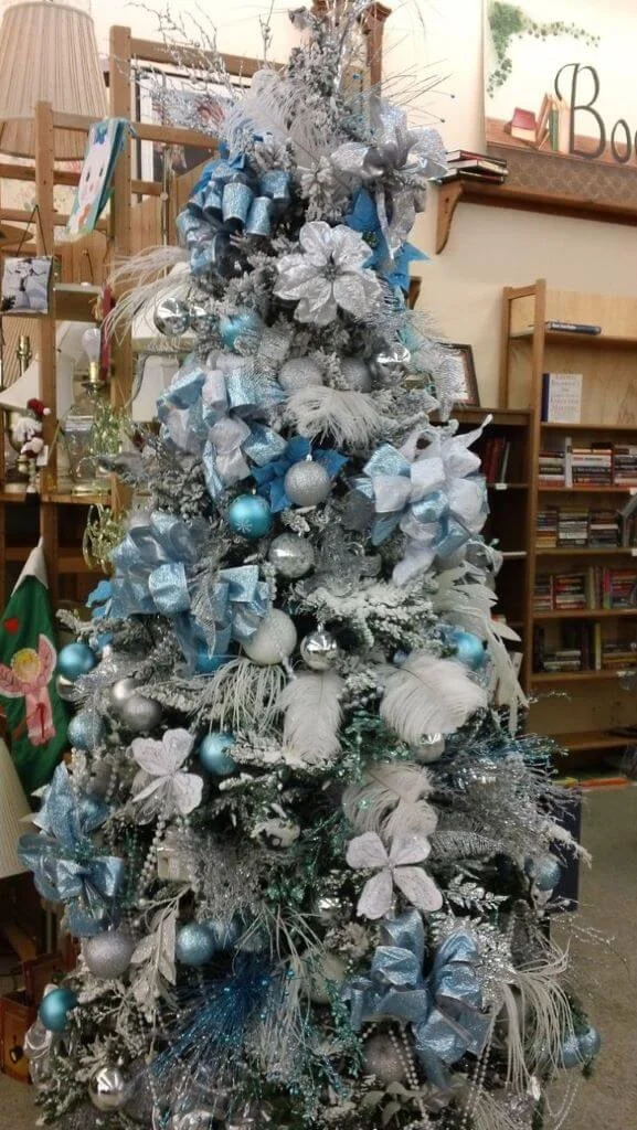 Shabby Chic Turquoise Christmas Tree