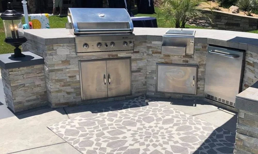 Install an Outdoor Kitchen