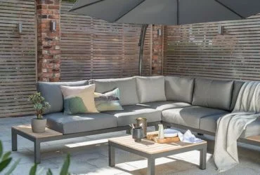 garden furniture1