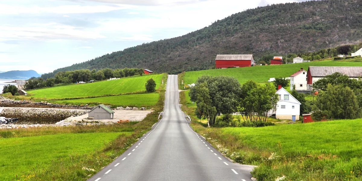 fascinating places to travel by car 3